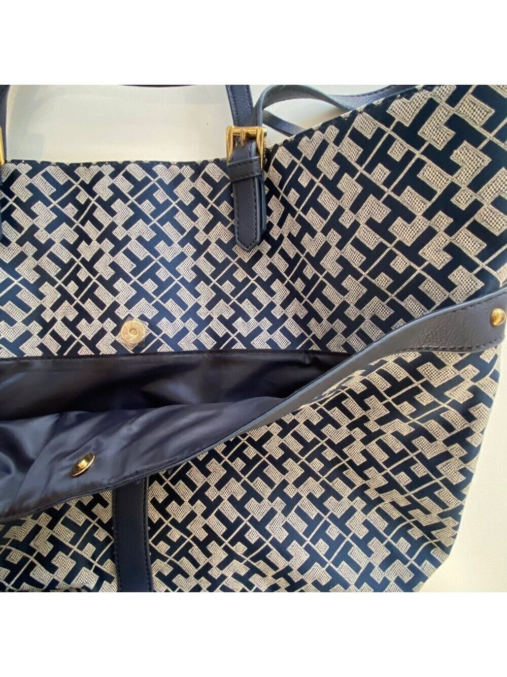 Tommy Hilfiger Navy &White Geometric Tote Bag/purse vegan Leather monogram large - Picture 5 of 14